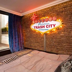 Suite "City" met een King Size Bed